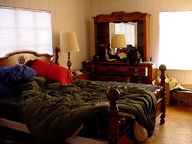 MasterBedroom.JPG